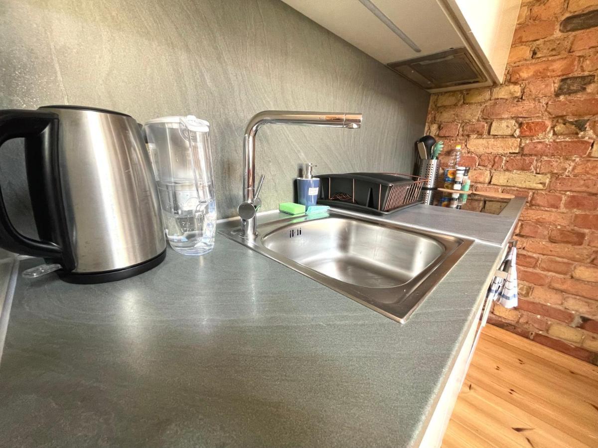 Cozy Home Matisa Apartment, Free Parking, Self Check-In Riga Esterno foto